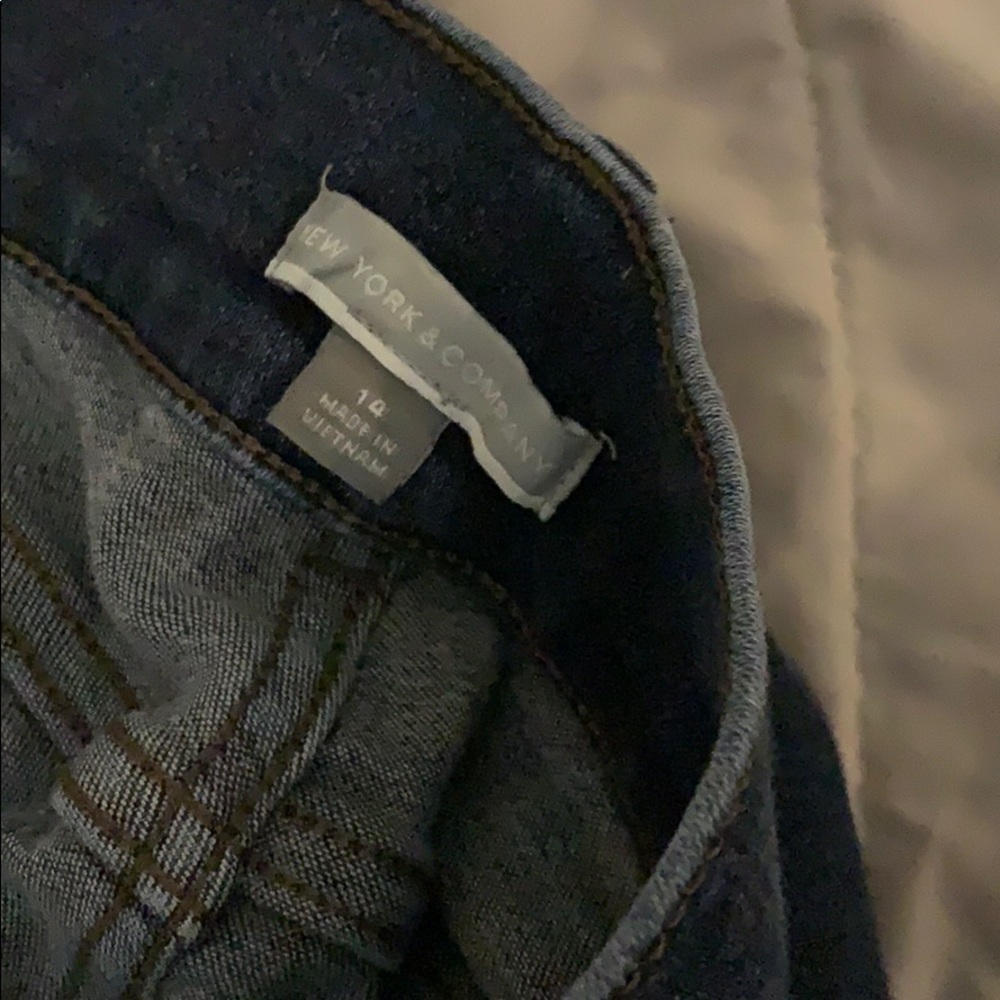 Jeans - Picture 2 of 2